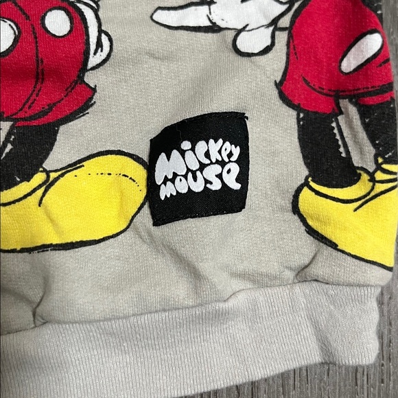 Disney Baby Infant Mickey Mouse 2 Piece Sweater and Jogger Pant Size 0-3 Months - Picture 3 of 4